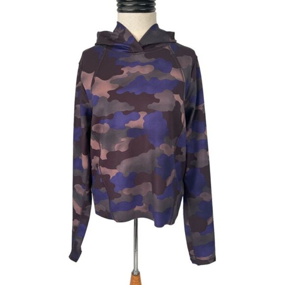 Athleta Pinnacle Sweatshirt Pullover Hoodie in Mantra Print M - Picture 3 of 7